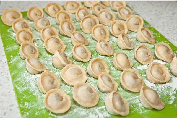 рыбные пельмени из щуки