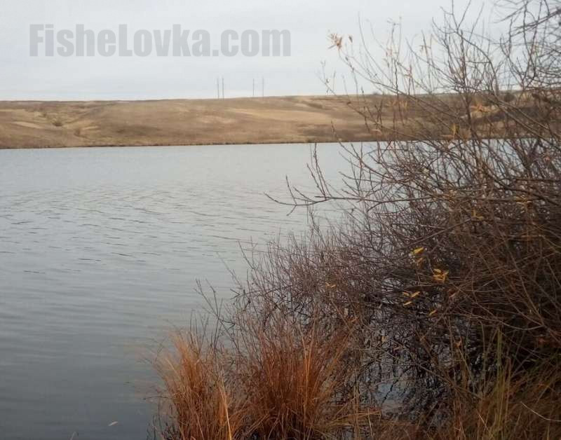 Осень на озере - пора охоты на щуку