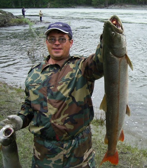 Алтайский край и места для рыбалки